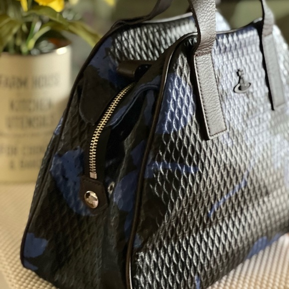 Vevienne Westwood bag baller - Picture 3 of 16